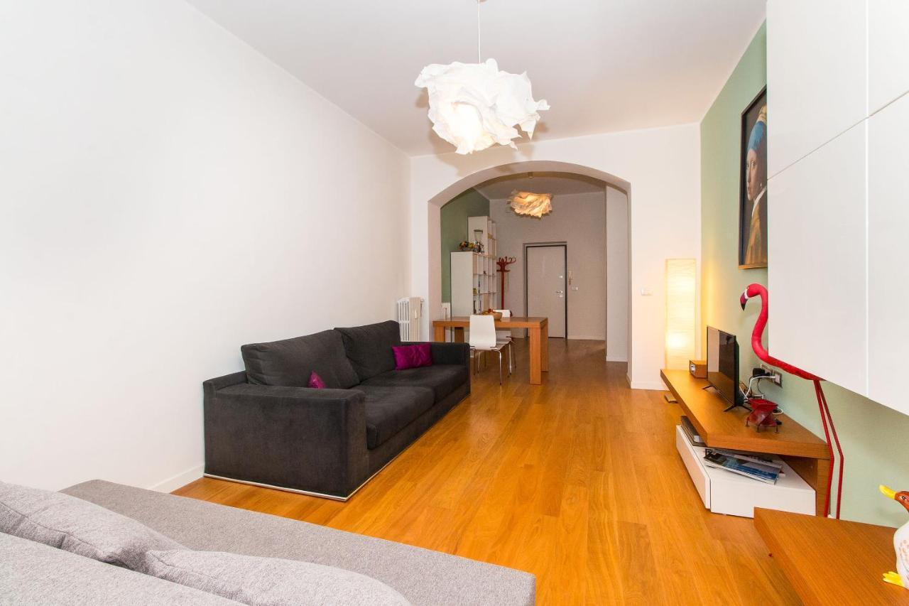 Porta Nuova & Parco Del Valentino Roomy Flat Turin Luaran gambar