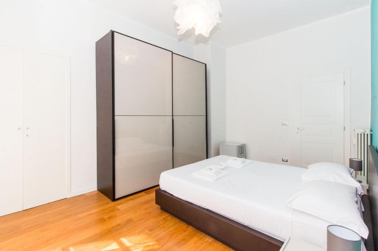 Porta Nuova & Parco Del Valentino Roomy Flat Turin Luaran gambar