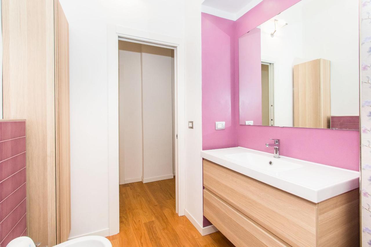 Porta Nuova & Parco Del Valentino Roomy Flat Turin Luaran gambar