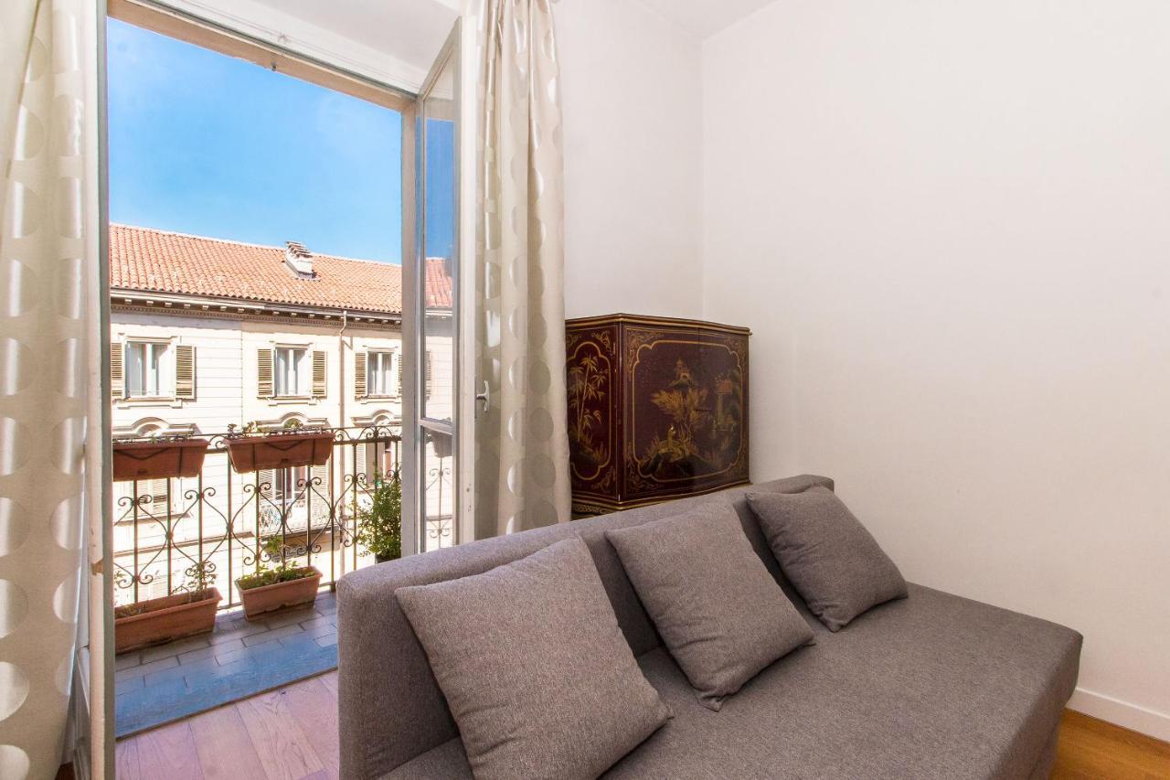 Porta Nuova & Parco Del Valentino Roomy Flat Turin Luaran gambar